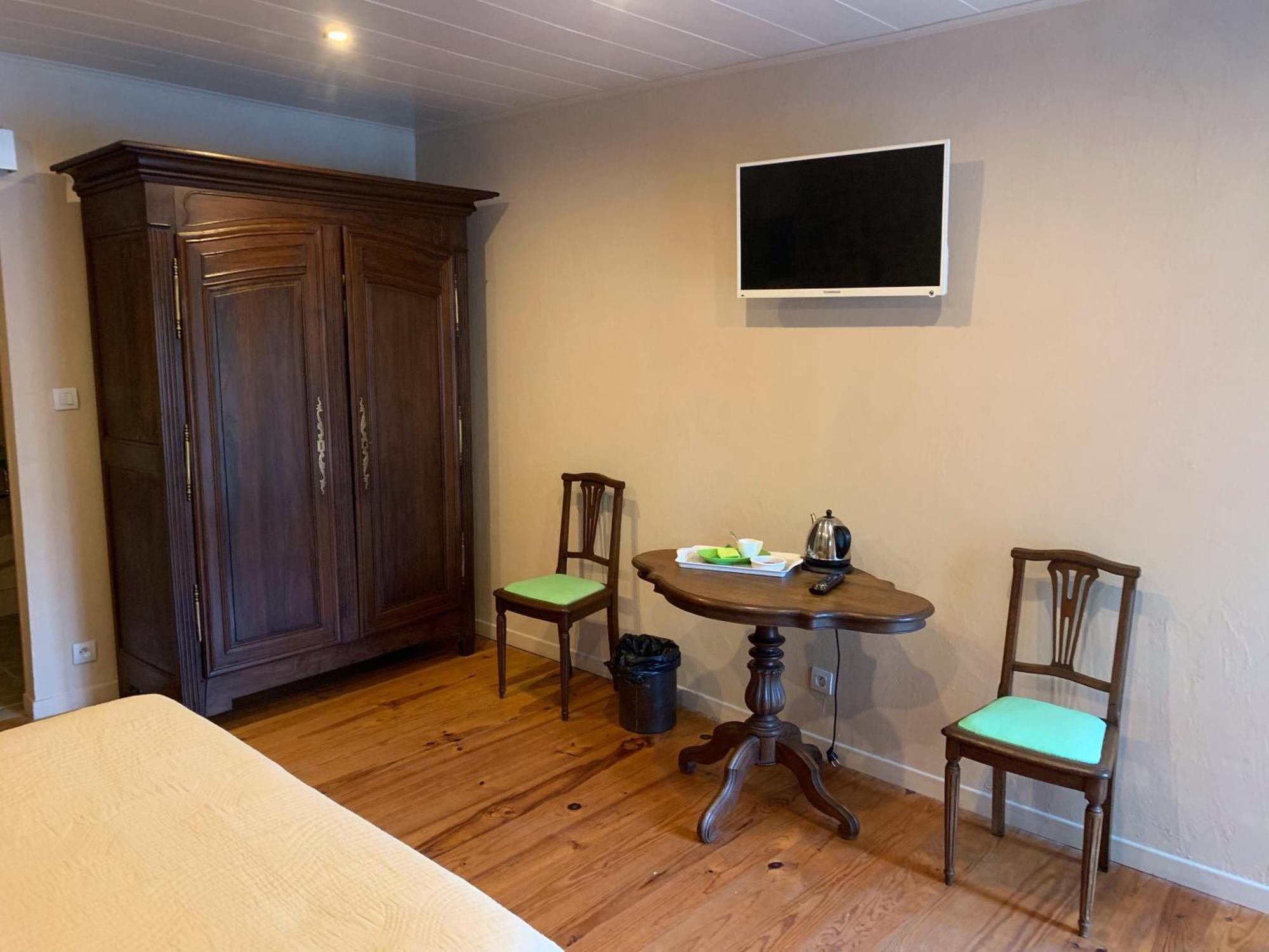 L Entre Deux Bed & Breakfast Champcey Rom bilde